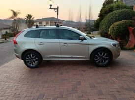 2016 Volvo XC60 T5 AWD Inscription