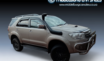 2011 Toyota Fortuner 3.0D-4D 4×4 full