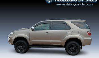 2011 Toyota Fortuner 3.0D-4D 4×4 full