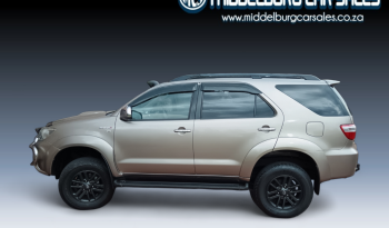 2011 Toyota Fortuner 3.0D-4D 4×4 full