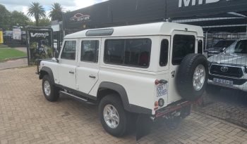 2009 Land Rover Defender 110 TD Station Wagon full