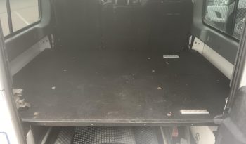 2009 Land Rover Defender 110 TD Station Wagon full