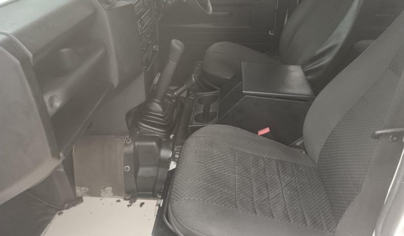 2009 Land Rover Defender 110 TD Station Wagon full