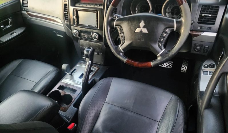 2010 Mitsubishi Pajero 3-Door 3.2DI-D GLS full