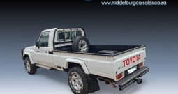 2015 Toyota Land Cruiser 79 4.5D-4D LX V8