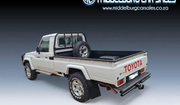 2015 Toyota Land Cruiser 79 4.5D-4D LX V8 full