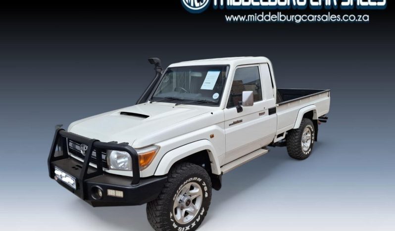 2015 Toyota Land Cruiser 79 4.5D-4D LX V8