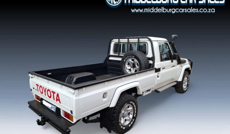 2015 Toyota Land Cruiser 79 4.5D-4D LX V8