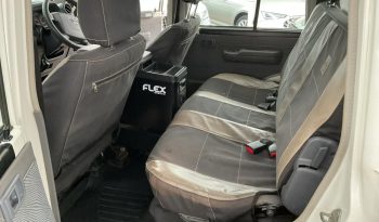 2013 Toyota Land Cruiser 79 4.5D-4D LX V8 Double Cab full