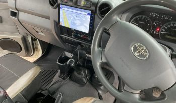 2013 Toyota Land Cruiser 79 4.5D-4D LX V8 Double Cab full