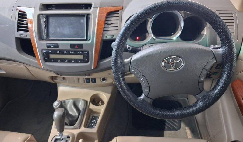 2011 Toyota Fortuner 3.0D-4D 4×4 auto full