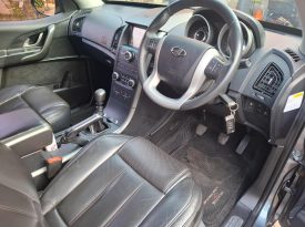 2017 Mahindra XUV500 2.2CRDe W8