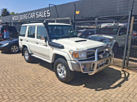2015 Toyota Land Cruiser 76 4.5D-4D LX V8 Station Wagon