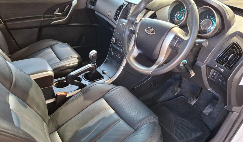 2020 Mahindra XUV500 2.2CRDe W8 full