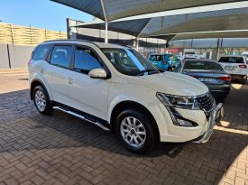 2020 Mahindra XUV500 2.2CRDe W8