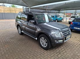 2015 Mitsubishi Pajero 5-Door 3.2DI-D GLS Exceed