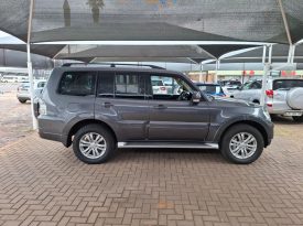 2015 Mitsubishi Pajero 5-Door 3.2DI-D GLS Exceed