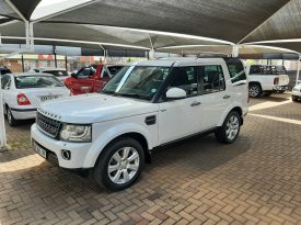 2015 Land Rover Discovery SDV6 SE