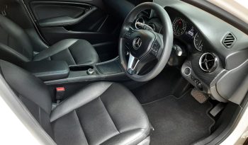 2015 Mercedes-Benz GLA GLA200 Auto full