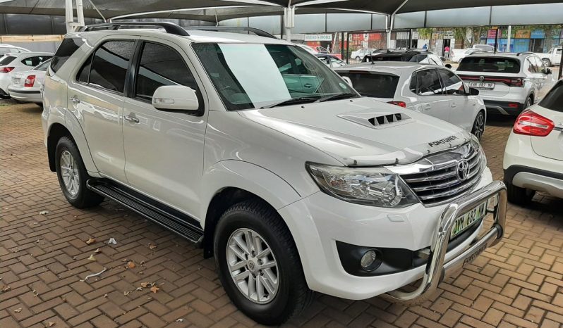 2013 Toyota Fortuner 3.0D-4D Auto full