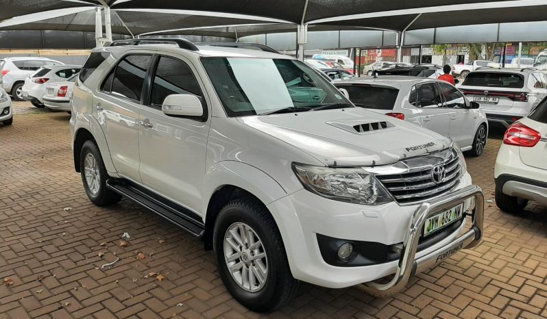 2013 Toyota Fortuner 3.0D-4D Auto full