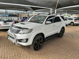 2015 Toyota Fortuner 3.0D-4D