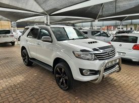 2015 Toyota Fortuner 3.0D-4D