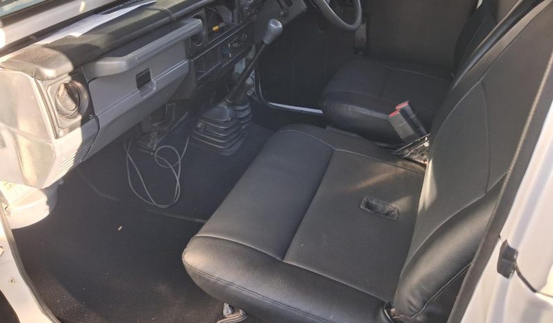2004 Toyota Land Cruiser 70 4.2D full
