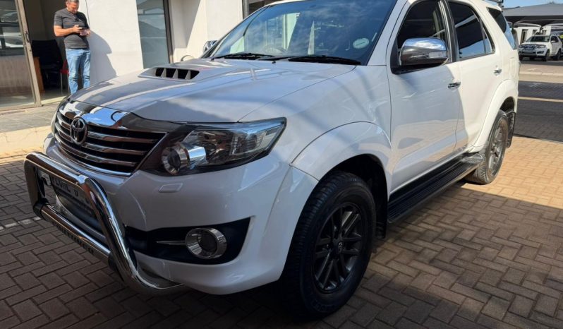 2015 Toyota Fortuner 3.0D-4D Auto full