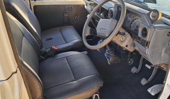 2000 Toyota Land Cruiser 70 4.2D full