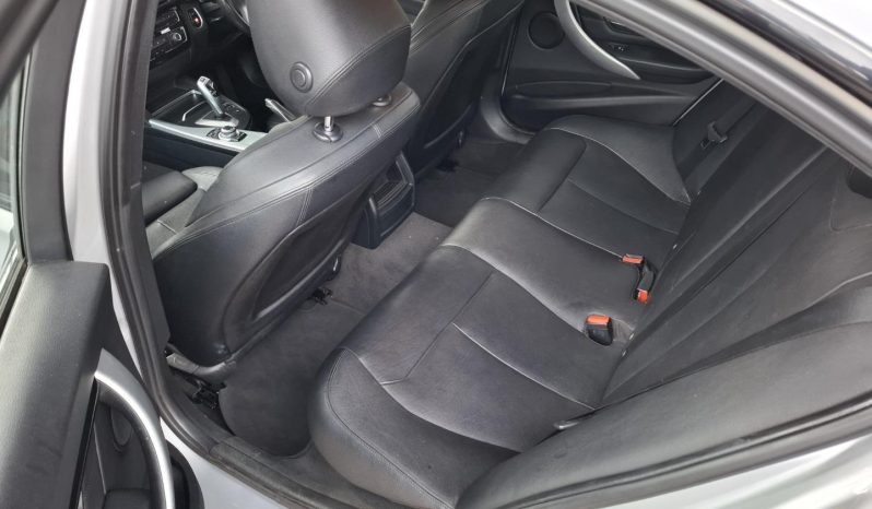 2017 BMW 3 Series 318i M Sport auto full
