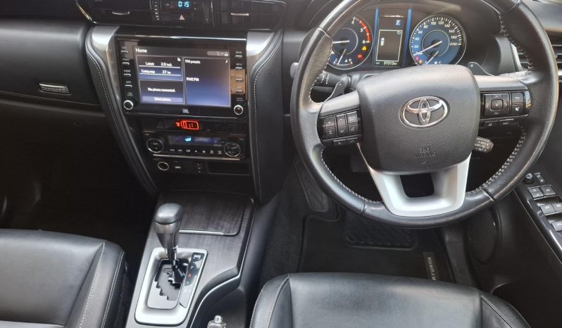 2022 Toyota Fortuner 2.8GD-6 VX full