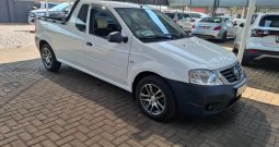 2015 Nissan NP200 1.6i (aircon)