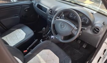 2015 Nissan NP200 1.6i (aircon) full