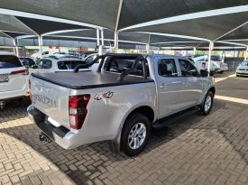 2022 Isuzu D-Max 3.0TD Double Cab LS 4×4 (Manual)