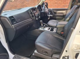 2015 Mitsubishi Pajero 5-Door 3.2DI-D GLS