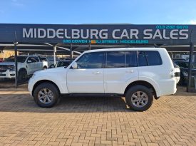 2015 Mitsubishi Pajero 5-Door 3.2DI-D GLS