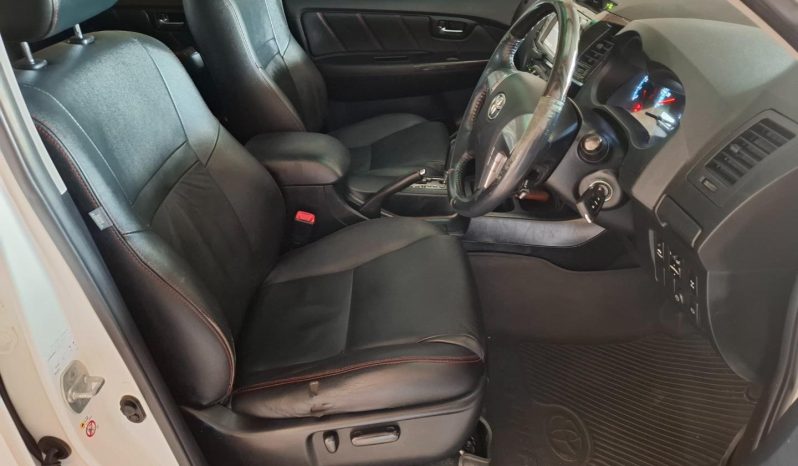 2015 Toyota Fortuner 3.0D-4D Auto full